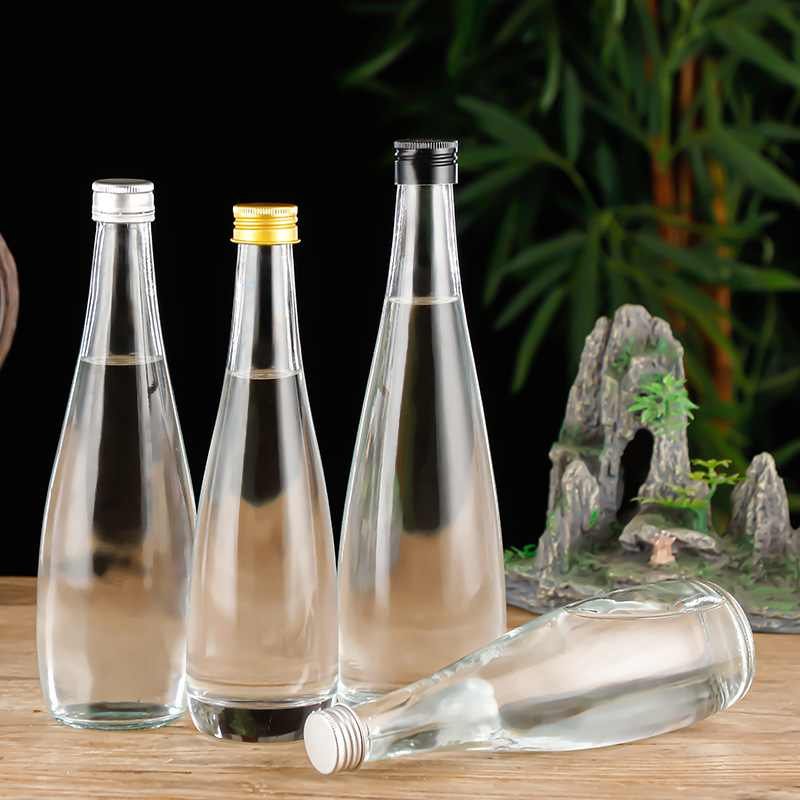 Bouteilles de boissons en verre