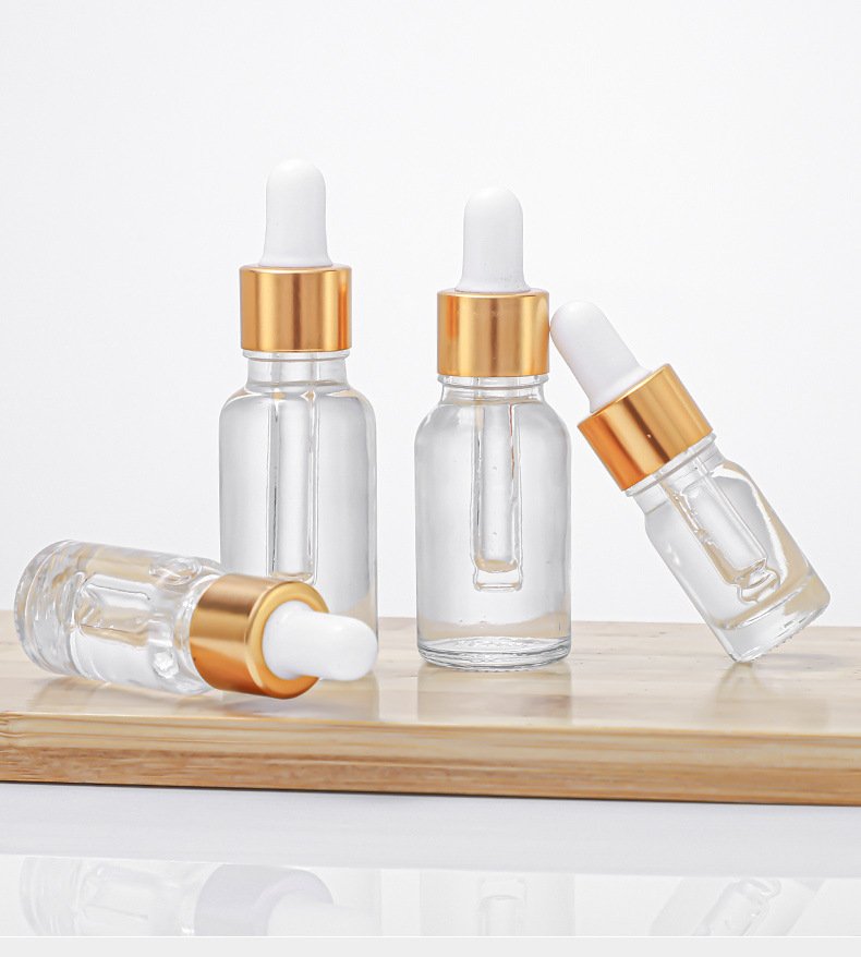 Bouteilles d'huiles essentielles en verre