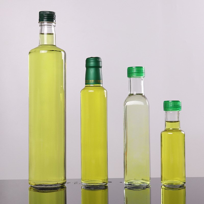 Bouteilles d'huile en verre